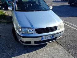 Grigio Usata 2001 VW Polo Due volumi | 950 € (Ottimo prezzo)