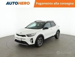 Usata 2020 Kia Stonic Style SUV | 15.199 € (Buon prezzo)