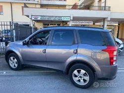 Rosso Usata 2013 Mahindra XUV500 Station wagon | 4900 € (Molto cara)