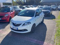 Bianco Usata 2021 Lancia Ypsilon Gold Due volumi | 10.900 € (Buon prezzo)