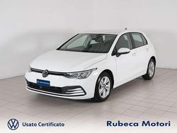 Bianco Usata 2022 VW Golf Life Tre volumi | 20.400 € (Buon prezzo)