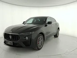 Nero Usata 2021 Maserati Levante SUV | 49.900 € (Buon prezzo)