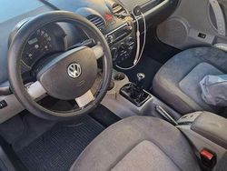 Blu/azzurro Usata 2004 VW Beetle Cabrio | 4000 € (Ottimo prezzo)