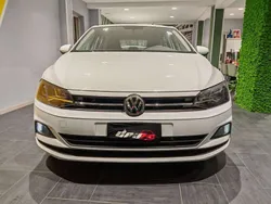 Bianco metallizzato Usata 2020 VW Polo Comfortline Due volumi | 15.800 € (Ottimo prezzo)