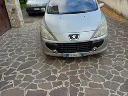 Usata 2006 Peugeot 307 Tre volumi | 250 € (Super prezzo)