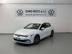 Bianco Usata 2022 VW Golf Life Tre volumi | 22.500 € (Buon prezzo)
