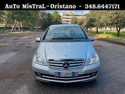 Argento Usata 2010 Mercedes A160 Elegance Tre volumi | 4490 € (Buon prezzo)