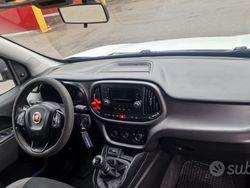 Bianco Usata 2017 Fiat Doblò Lounge Monovolume | 9800 € (Molto cara)