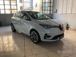 Bianco Usata 2021 Renault Zoe Intens Due volumi | 17.000 € (Molto cara)