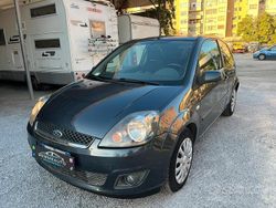 Grigio Usata 2007 Ford Fiesta Titanium Due volumi | 3199 € (Buon prezzo)
