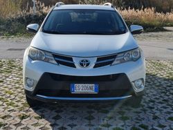 Bianco Usata 2013 Toyota RAV4 SUV | 10.000 € (Molto cara)