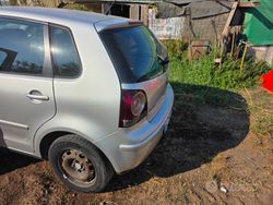 Grigio Usata 2007 VW Polo Due volumi | 1299 € (Buon prezzo)