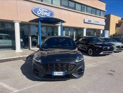 Grigio metallizzato Usata 2024 Ford Kuga ST-Line SUV | 28.900 € (Buon prezzo)