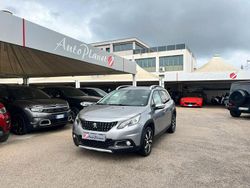 Argento Usata 2018 Peugeot 2008 Allure SUV | 12.500 € (Ottimo prezzo)