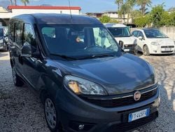 Grigio Usata 2017 Fiat Doblò Lounge Monovolume | 10.500 € (Buon prezzo)