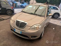 Usata 2007 Lancia Ypsilon Due volumi | 5000 € (Cara)