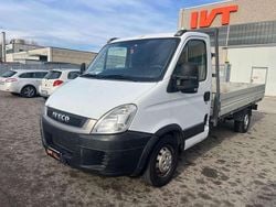 Bianco Usata 2011 Iveco Daily Furgone | 7900 € (Buon prezzo)