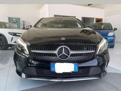 Nero Usata 2017 Mercedes A180 Tre volumi | 16.800 € (Cara)