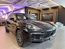 Nero Usata 2019 Porsche Cayenne SUV | 53.000 € (Ottimo prezzo)