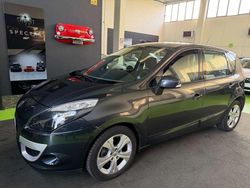 Grigio Usata 2011 Renault Scénic III Luxe Monovolume | 4900 € (Buon prezzo)
