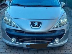 Grigio Usata 2008 Peugeot 207 Due volumi | 1000 € (Ottimo prezzo)