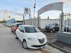 Bianco Usata 2015 Lancia Ypsilon S Due volumi | 7000 € (Buon prezzo)