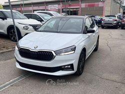 Bianco Nuova 2025 Skoda Fabia Tre volumi | 17.990 € (Buon prezzo)