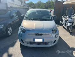 Blu Usata 2021 Fiat 500e La Prima Tre volumi | 11.900 € (Super prezzo)