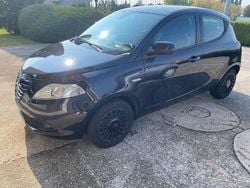 Usata 2015 Lancia Ypsilon Due volumi | 6200 € (Buon prezzo)