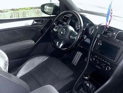 Nero Usata 2011 VW Golf VI Due volumi | 7700 € (Buon prezzo)