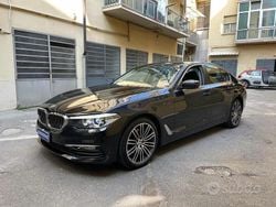 Nero metallizzato Usata 2017 BMW 520 Efficient Dynamics Tre volumi | 22.900 € (Buon prezzo)
