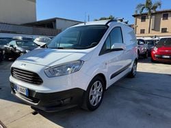 Bianco Usata 2018 Ford Tourneo Courier Monovolume | 6900 € (Super prezzo)