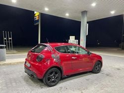 Usata 2009 Alfa Romeo MiTo Due volumi | 3500 €