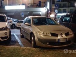 Grigio Usata 2007 Renault Mégane II Due volumi | 1500 € (Buon prezzo)