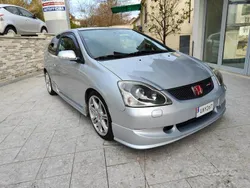 Grigio metallizzato Usata 2004 Honda Civic Type R Due volumi | 11.950 € (Super prezzo)