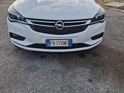 Bianco Usata 2015 Opel Astra S Tre volumi | 7000 € (Ottimo prezzo)