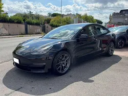 Nero Usata 2021 Tesla Model 3 Long Range Tre volumi | 27.499 € (Ottimo prezzo)