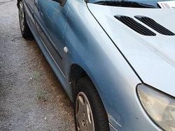 Blu Usata 2003 Peugeot 106 Due volumi | 999 € (Ottimo prezzo)