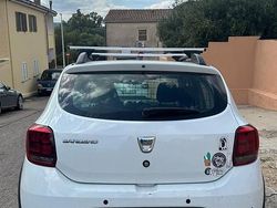 Bianco Usata 2017 Dacia Sandero Stepway Due volumi | 8600 € (Buon prezzo)