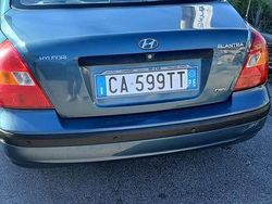 Verde Usata 2003 Hyundai Elantra Comfort Tre volumi | 1800 €