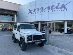 Bianco Usata 2010 Land Rover Defender S SUV | 34.990 € (Super prezzo)