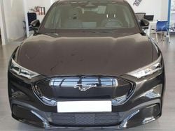 Absolute black Usata 2022 Ford Mustang Mach-E Standard Range SUV | 31.490 € (Buon prezzo)
