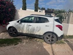 Usata 2014 Opel Mokka Cosmo SUV | 9900 € (Cara)