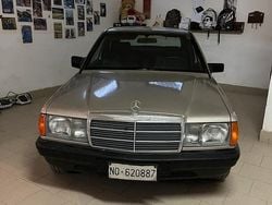 Usata 1985 Mercedes 190 Tre volumi | 4999 €