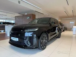 Nero Usata 2024 Land Rover Range Rover Sport SUV | 180.000 €
