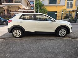 Bianco Usata 2022 Kia Stonic Urban SUV | 12.900 € (Buon prezzo)