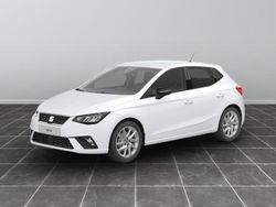 Bianco Nuova 2025 Seat Ibiza FR Tre volumi | 25.563 € (Molto cara)
