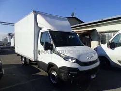 Bianco pastello Usata 2019 Iveco Daily Furgone | 21.000 € (Molto cara)