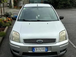 Usata 2006 Ford Fusion Tre volumi | 2500 € (Buon prezzo)