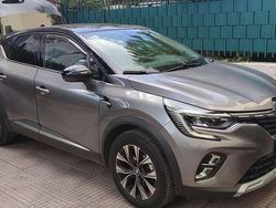 Grigio Usata 2023 Renault Captur Techno SUV | 18.500 € (Buon prezzo)